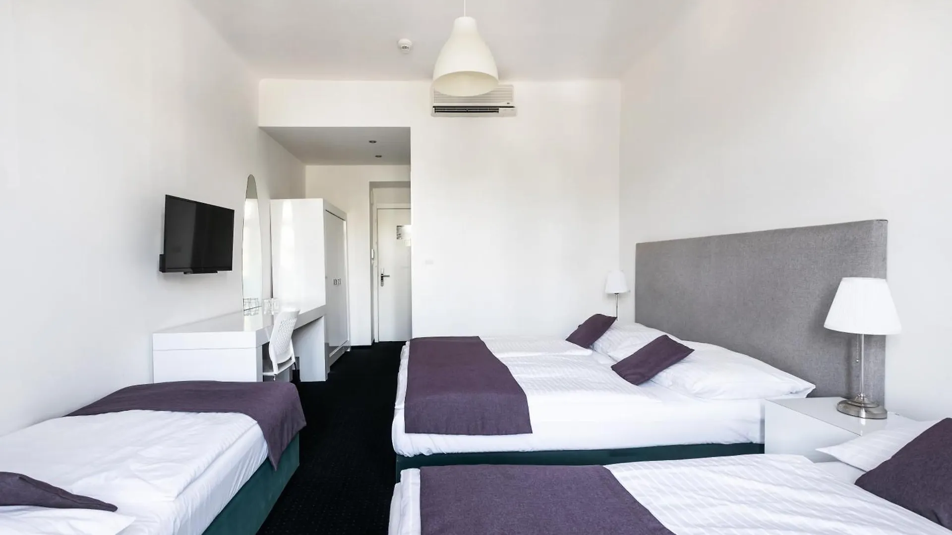 My Hotel Apollon Praga Czechy