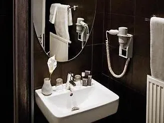 My Hotel Apollon Praga 3*,